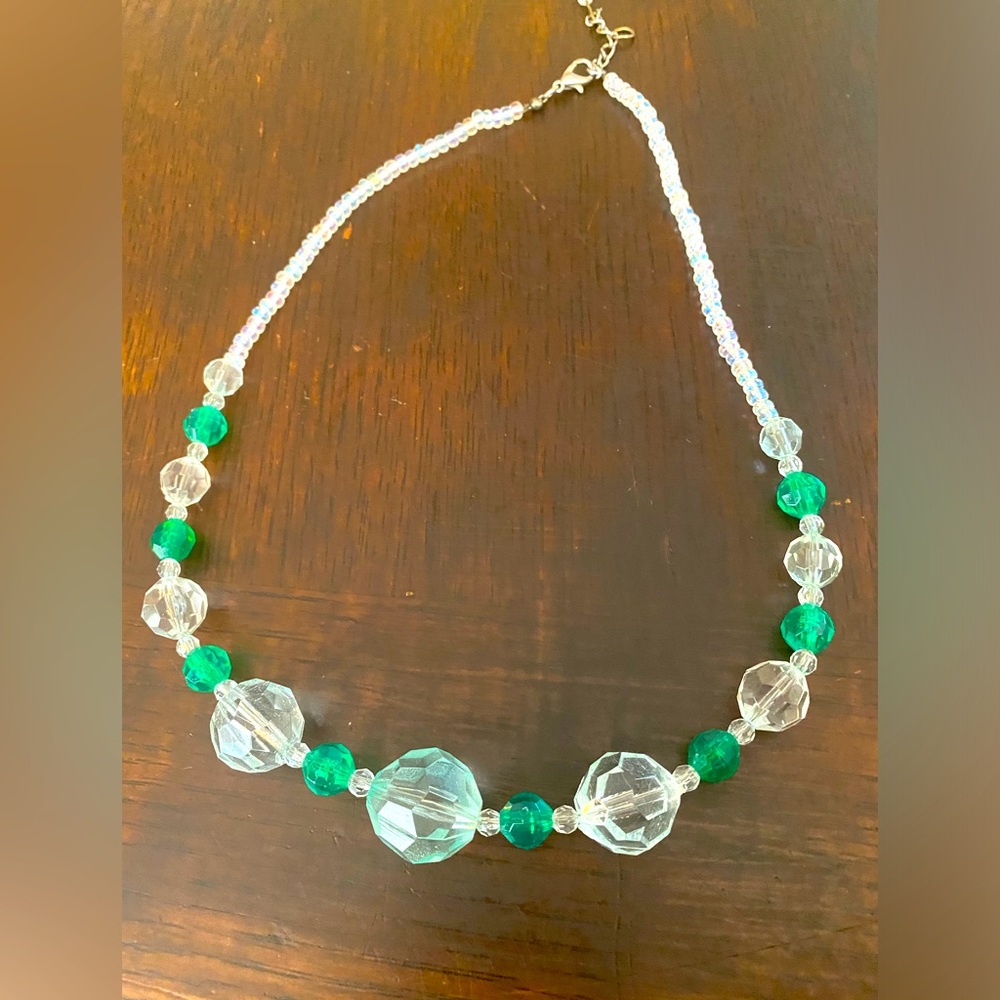 Costume bead necklace